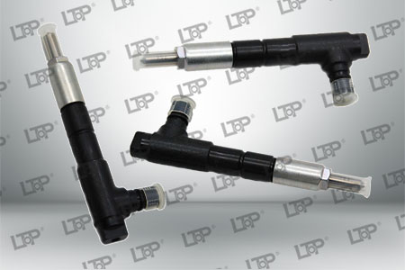 1G557-53003 喷油器总成 久保田